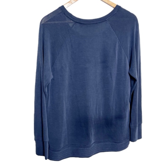 Athleta Women's Serenity Criss Cross Grey Crewneck Athletic Sweatshirt Sweater - Picture 12 of 16